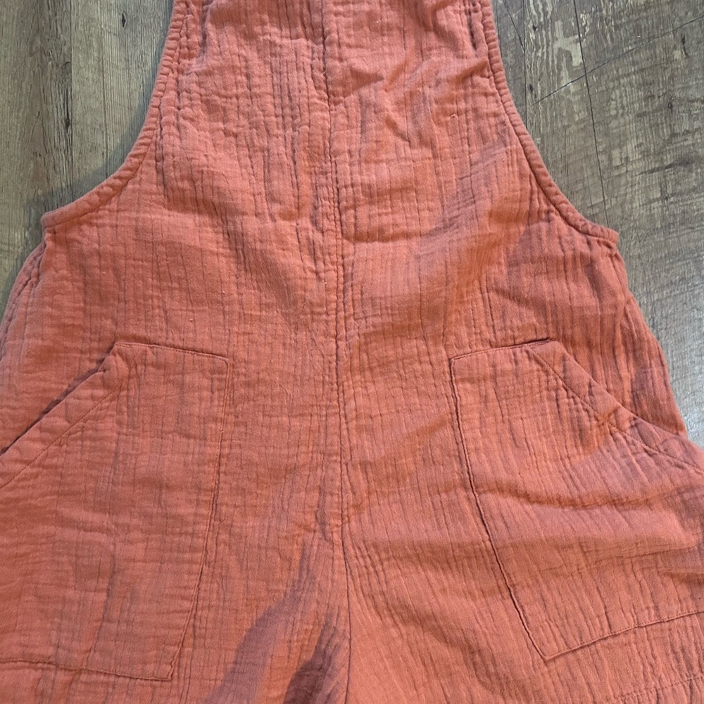 Billabong Gauze Overall Shorts Romper Coral Loose Fit Beachy Size Small - Picture 3 of 13